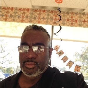 Meet your Posher, Innes